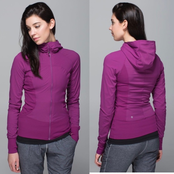 lululemon athletica Jackets & Blazers - Lululemon In Flux Jacket Regal Plum Size 4 Lightweight Hooded Reversible W4G23S
